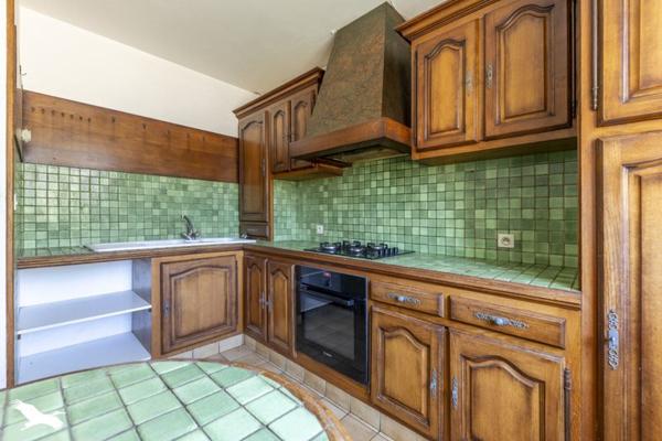 Maison 174 990 € Néris-les-Bains 8 p 145 m² DPE D