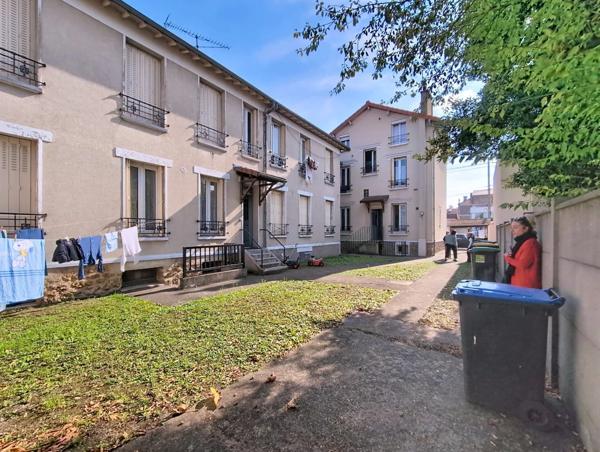 A VENDRE ENSEMBLE IMMOBILIER