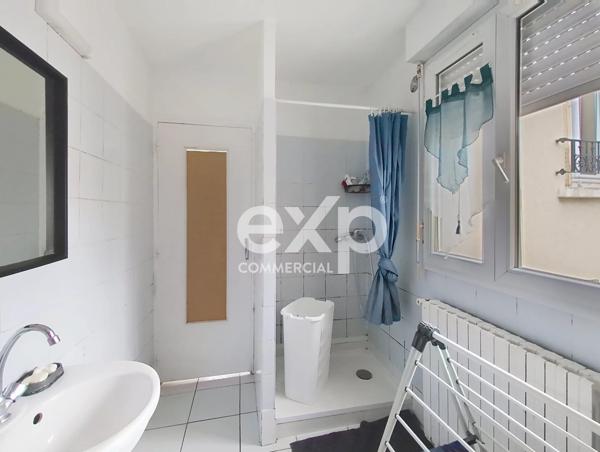 A VENDRE ENSEMBLE IMMOBILIER