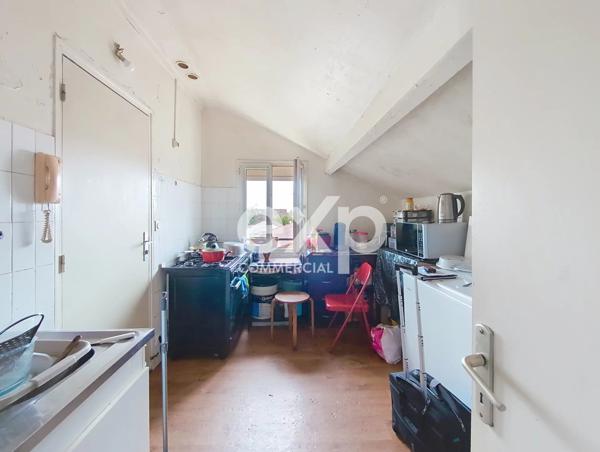 A VENDRE ENSEMBLE IMMOBILIER