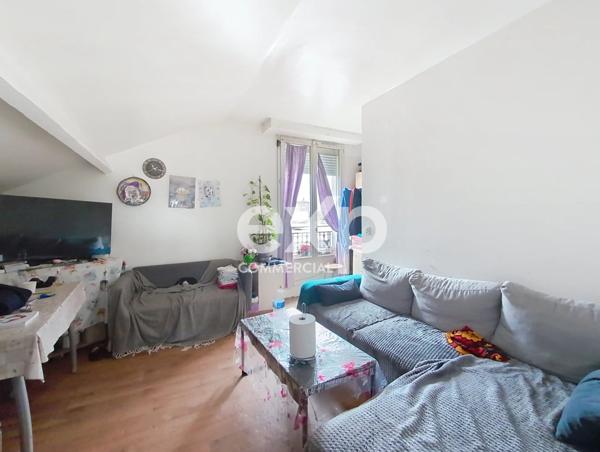 A VENDRE ENSEMBLE IMMOBILIER