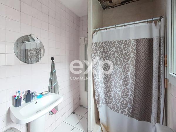 A VENDRE ENSEMBLE IMMOBILIER