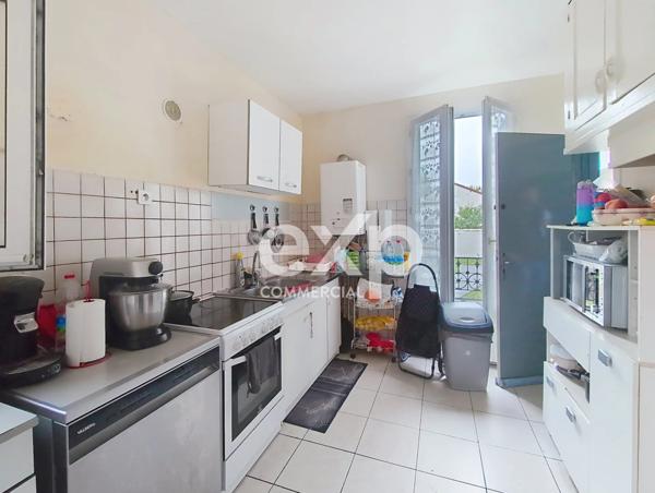 A VENDRE ENSEMBLE IMMOBILIER