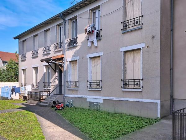 A VENDRE ENSEMBLE IMMOBILIER