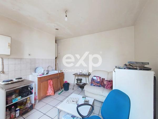 A VENDRE ENSEMBLE IMMOBILIER
