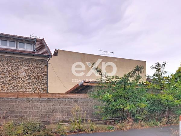 A VENDRE ENSEMBLE IMMOBILIER