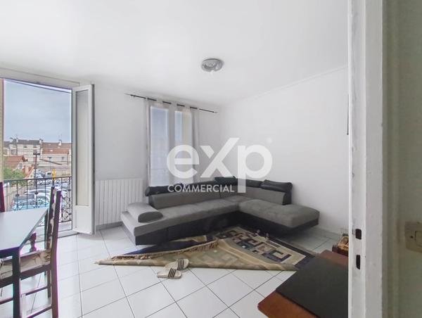 A VENDRE ENSEMBLE IMMOBILIER