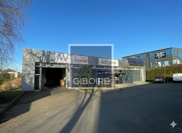 Local d'activites 1000 m² à vendre CESSON-SEVIGNE (réf : 35.6476)
