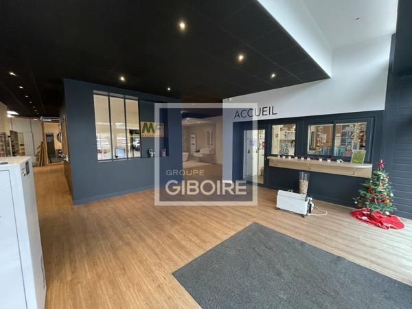 Local d'activites 1000 m² à vendre CESSON-SEVIGNE (réf : 35.6476)