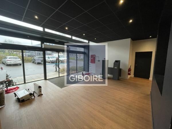 Local d'activites 1000 m² à vendre CESSON-SEVIGNE (réf : 35.6476)