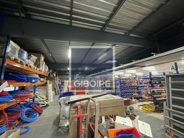 Local d'activites 1000 m² à vendre CESSON-SEVIGNE (réf : 35.6476)