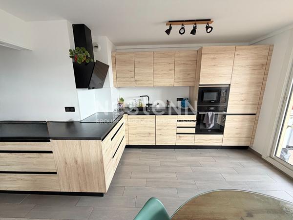 Superbe appartement 4 pièces 74,62m2 à Grasse Saint matthieu, Terrasse 14m2