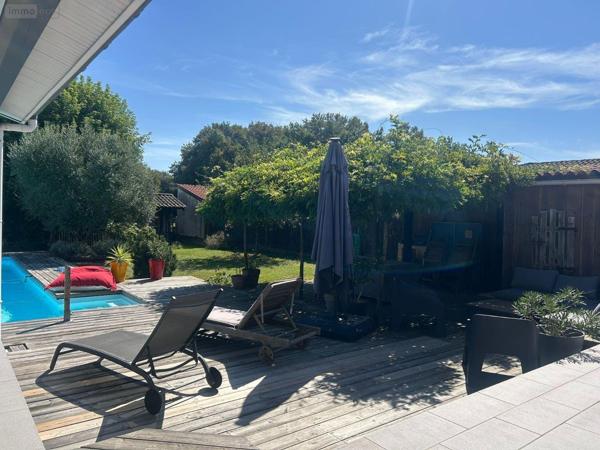 Maison individuelle à vendre à Blanquefort en Gironde (33290), ref : 032/1675 proche centre