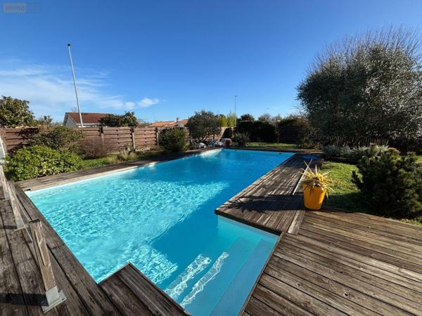 Maison individuelle à vendre à Blanquefort en Gironde (33290), ref : 032/1675 proche centre