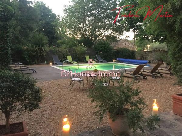 Maison à vendre 10 pièces de 550 m²