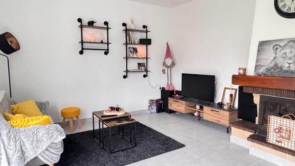 MAISON A VENDRE THEILLAY