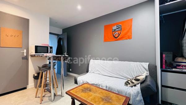 QUIMPER (29) - Local commercial/appartement meublé de 24,77 m²