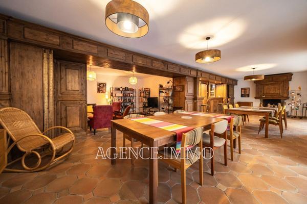 À vendre - Maison ancienne, 10 pièces située à Cerbère (66290)