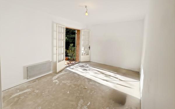 Maison à vendre    3 pièces • 98,53 m2 Aspremont