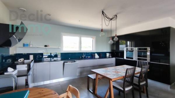 Vente maison Ruffec, 137m² 4000m² 5 pièces 270 000€