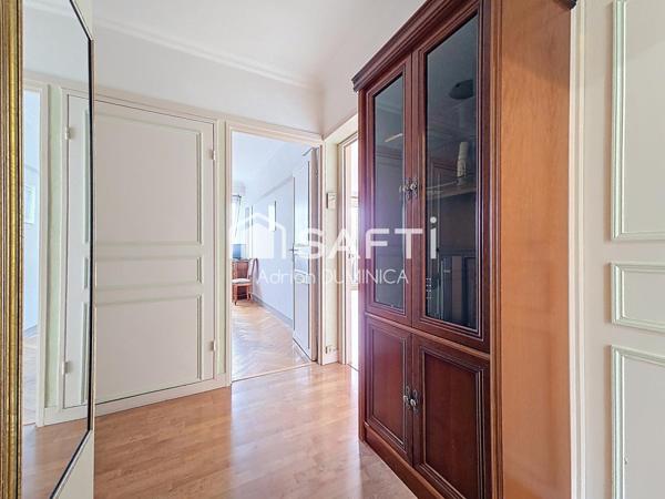 Très bel appartement avec balcon, vue Tour Eiffel