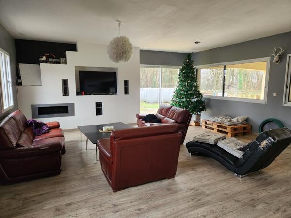 Maison à CHANCELADE, 24650 - 5 pièces 263m²