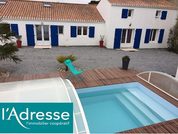 Maison Barbâtre 9 pièces bourg et plage