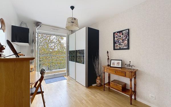 Appartement à vendre    6 pièces • 121 m2 Montrouge