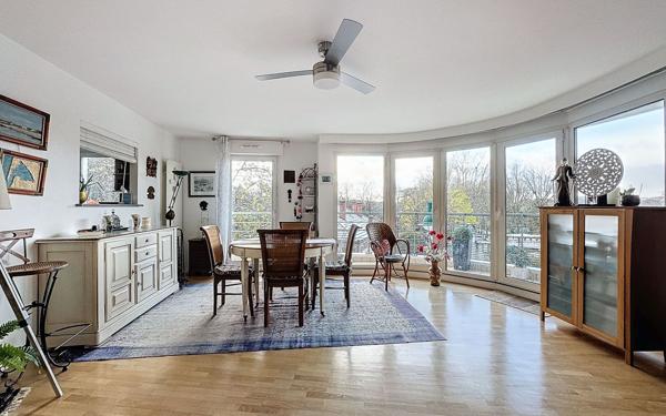 Appartement à vendre    6 pièces • 121 m2 Montrouge