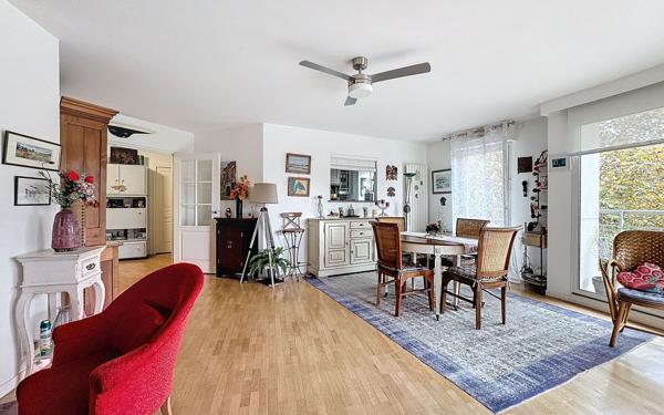 Appartement à vendre    6 pièces • 121 m2 Montrouge