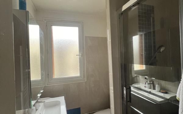 Appartement à louer    2 pièces •  Livry-Gargan