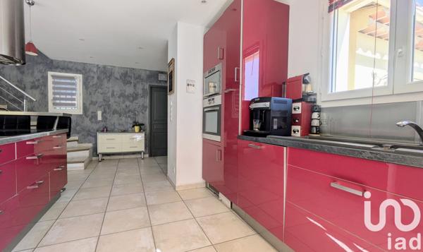 Maison à vendre 5 pièces 140 m² Le Rouret