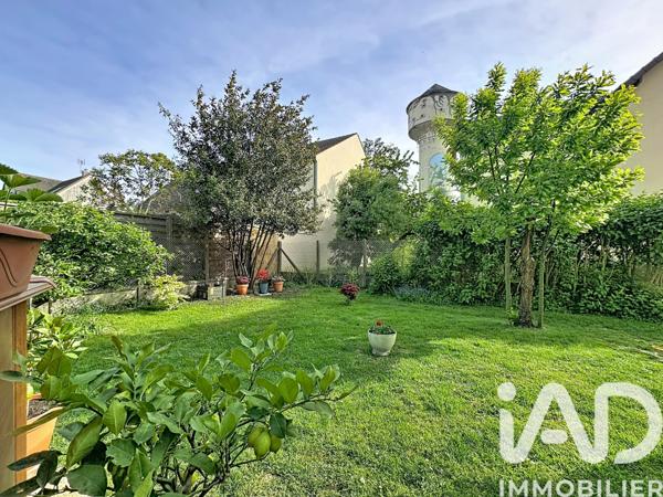 Maison à vendre 10 pièces 194,24 m² Osny