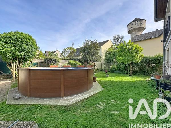 Maison à vendre 10 pièces 194,24 m² Osny