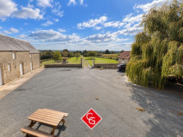ANCIENNE FERMETTE DU BESSIN SECTEUR LE MOLAY LITTRY