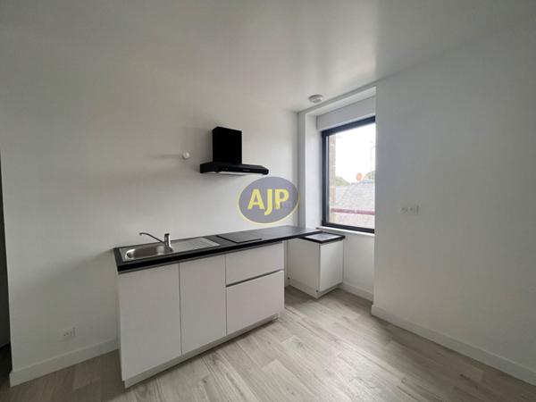 Location appartement Cleguerec : 550 € - AJP Immobilier Pontivy