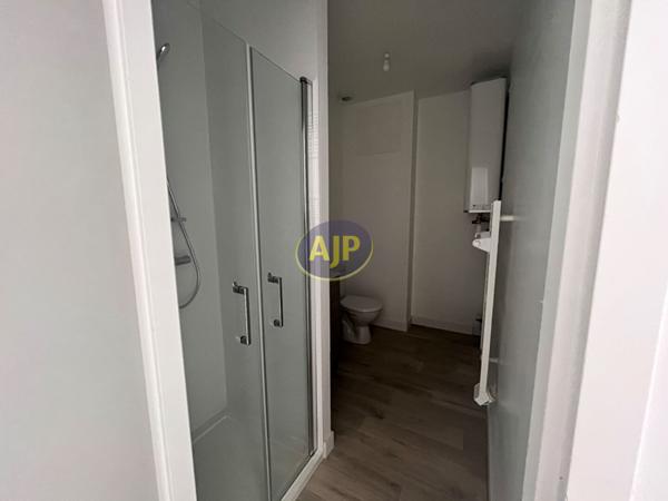 Location appartement Cleguerec : 550 € - AJP Immobilier Pontivy