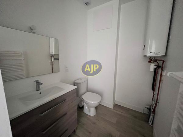 Location appartement Cleguerec : 550 € - AJP Immobilier Pontivy
