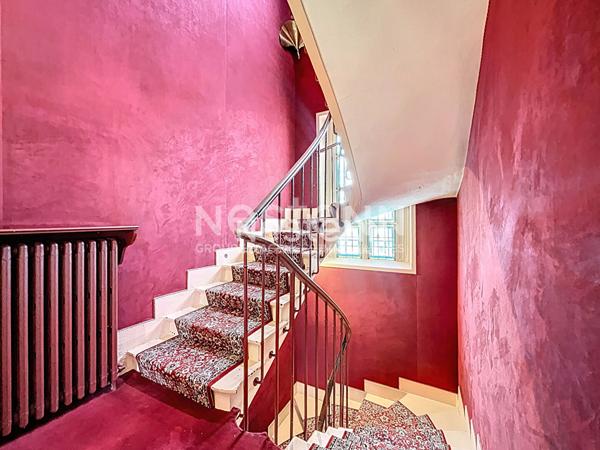 Maison à vendre en plein centre-ville de L'Isle-Adam avec dépendance - 6 chambres