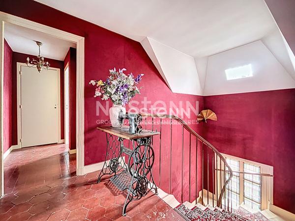 Maison à vendre en plein centre-ville de L'Isle-Adam avec dépendance - 6 chambres