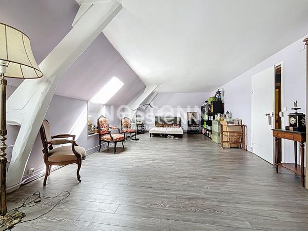 Maison à vendre en plein centre-ville de L'Isle-Adam avec dépendance - 6 chambres