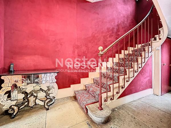 Maison à vendre en plein centre-ville de L'Isle-Adam avec dépendance - 6 chambres