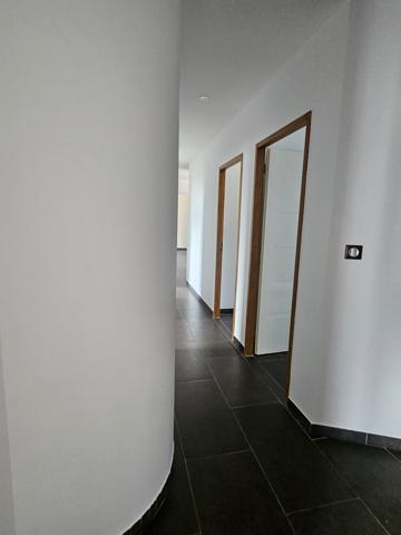 Camaret-sur-Aigues (84850) CAMARET T5 AVEC JARDIN