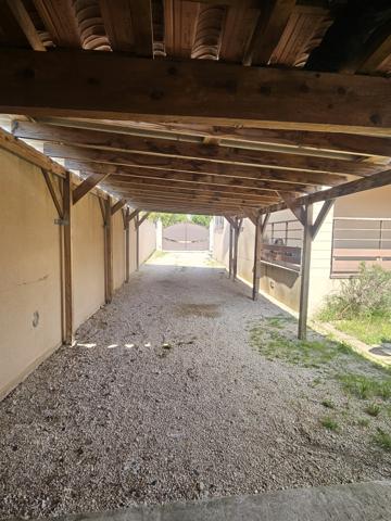 Camaret-sur-Aigues (84850) CAMARET T5 AVEC JARDIN