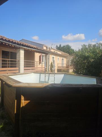 Camaret-sur-Aigues (84850) CAMARET T5 AVEC JARDIN