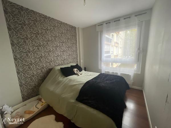 T5 aménagé en 2 T2 d'environ 49m² chacun