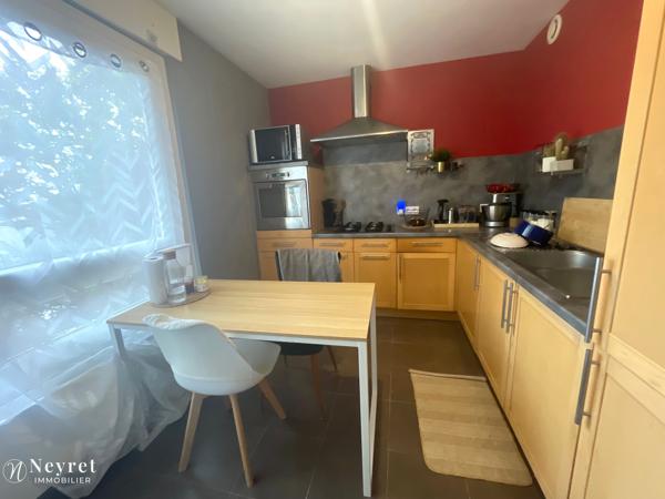 T5 aménagé en 2 T2 d'environ 49m² chacun