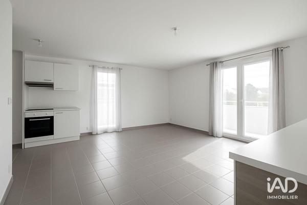 Location appartement 3 pièces 62 m² Salon-de-Provence