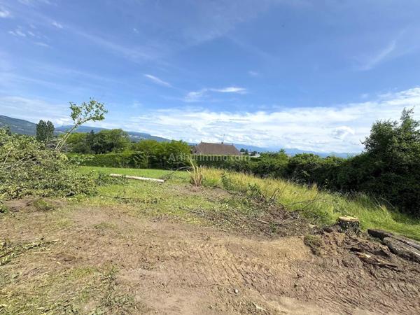 Vente Terrain 932 m2 à Les Avenières Veyrins-Thuellin