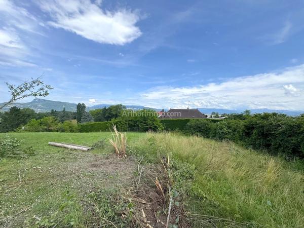 Vente Terrain 932 m2 à Les Avenières Veyrins-Thuellin